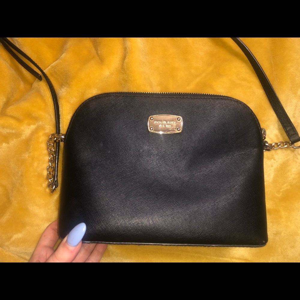 Michael Kors Crossbody Purse 🤩
